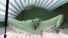 Czech babe masturbating in solarium Thumb
